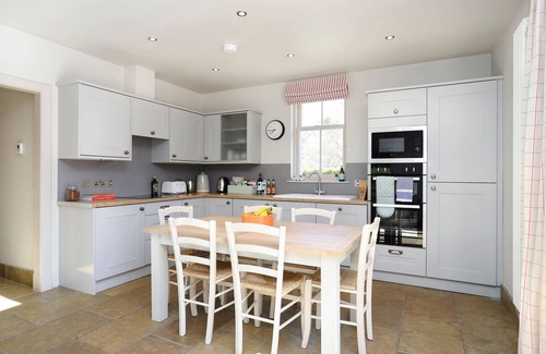 North Berwick House | Cosy Three Bed Lodge with Private Garden