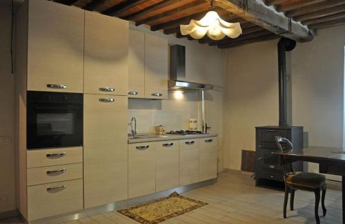 Sassetta Apartment | Cosy town Appartment