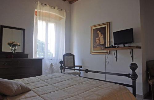 Sassetta Apartment | Cosy town Appartment