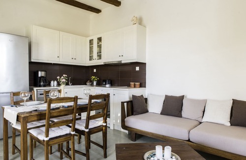 Armenoi Villa | Cosy Traditional Villa - Private Pool - Perfect for families with children