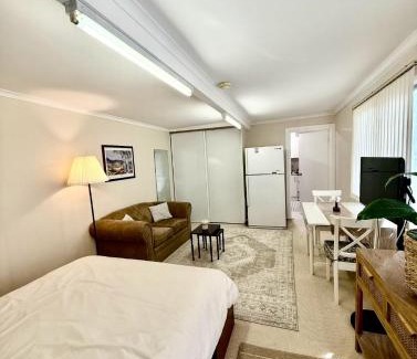 Para Hills House | Cosy Unit at Modbury