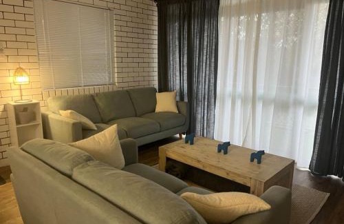 Toowoomba Apartment | Cosy Urban Retreat in the Heart