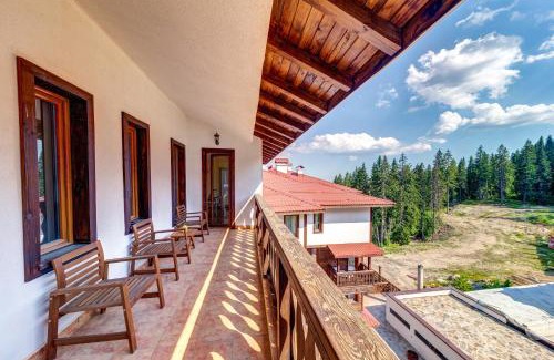Pamporovo Apartment | Cosy1BD Apt with a Free Parking and Balcony - Grand Resort Pamporovo