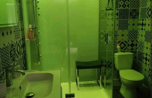 La Neuville-les-Bray House | Cosykaza - Suite Romantique SPA Jacuzzi Sauna Hammam