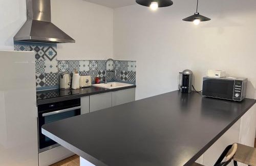Chanot - Stade Velodrome Apartment | CosyT2 Lumineux, à Deux Pas du Vélodrome