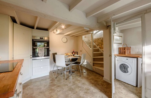 Blockley Cottage | Cotswold stone holiday cottage with a superb garden near Moreton-in-Marsh - Knoll Cottage