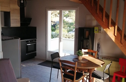 Surtainville House | Cottage 100 meters from the beach