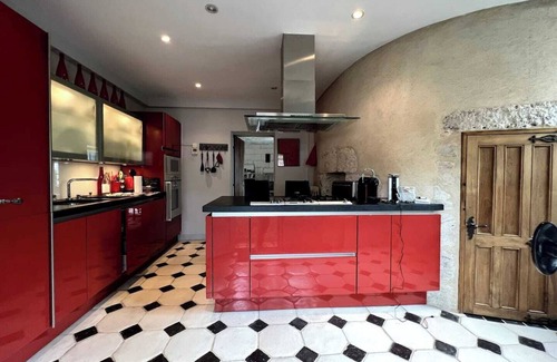 Courcay Cottage | Cottage 15 km from Amboise! Fireplace and indoor pool ideal for relaxing