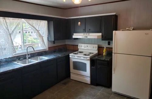 Thorpe Cabin | Cottage 3 In Kimball next to HMT has HOT TUB/NO BUNKS. We offer ATV Rentals!