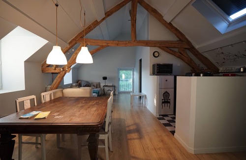 Vincelottes Cottage | Cottage 65m2 - 2 bedrooms - sleeps 4 - Terrace-Garden - Linen and cleaning included