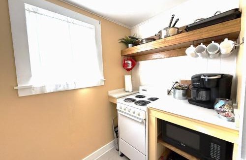 Wolfeboro Apartment | Cottage 8-9 - Stand Alone 2 Bedroom/2 Bath
