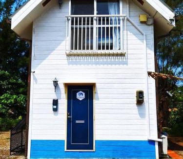 Nakama Apartment | Cottage Blue