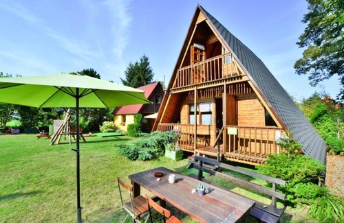 gmina Sianow House | Cottage by Lake Jamno with Windsurfing Nearby