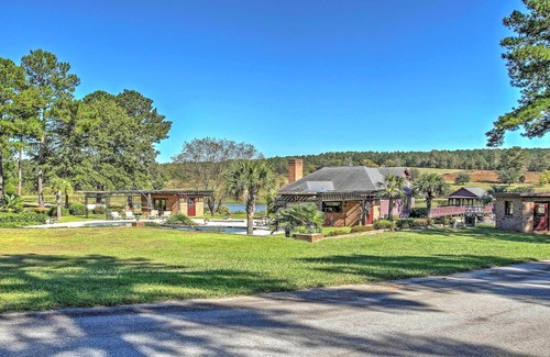 Ridgeway Cottage | 'cottage by the Pond' on Gorgeous Expansive Estate