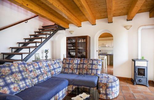 Gioiosa Marea House | Cottage Casale relax e tranquillità