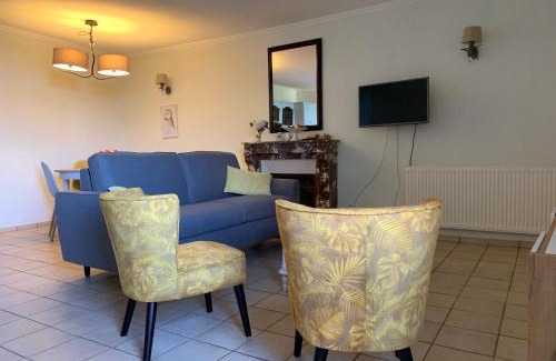Bouresse Apartment | Cottage du Château classé du tourisme 2 étoiles