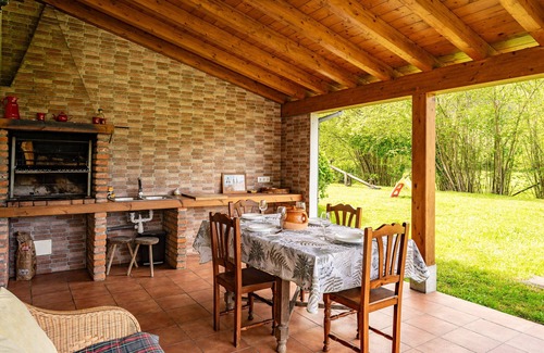 Puente Nuevo House | Cottage 'El Molin De Frieras' with Mountain View, Private Garden and Wi-Fi