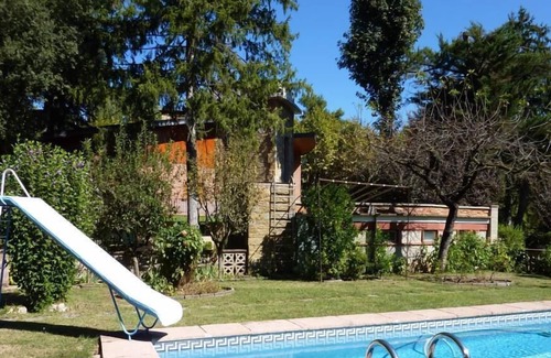 Sant Julia de Vilatorta Ski Chalet | Cottage with large garden