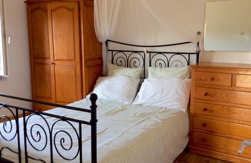 Fleac-sur-Seugne Cottage | Cottage for 7 people with heated pool equipped with baby
