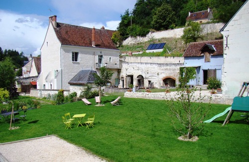 Bourre House | Cottage 8 pers. between Beauval and Chenonceau - swimming troglo