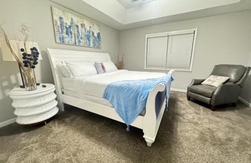 Gracewood House | Cottage Getaway in Martinez Charming 3-Bedroom Retreat with WiFi and AC, Perfect for Your Next Stay