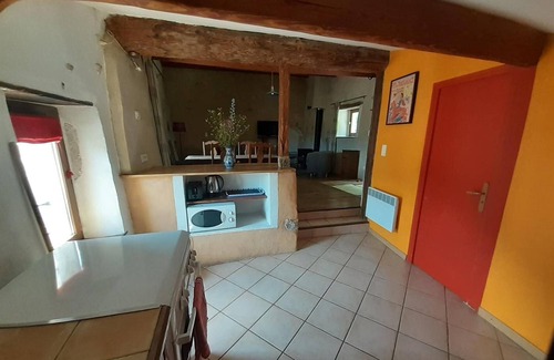 Ponet-et-Saint-Auban Cottage | Cottage 'Gite De Pascal Et Virginie' with Mountain View, Private Terrace and Balcony