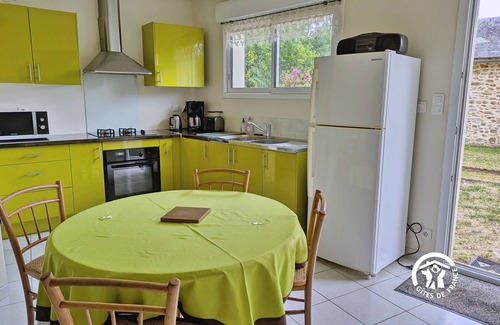 Alexain Cottage | Cottage in Alexain near the lock, pets allowed, parking, max 6 ppl