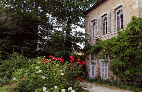 Salins-les-Bains House | COTTAGE IN BEAUTIFUL MANSION XIXth