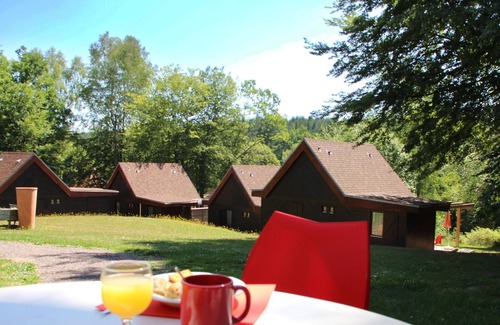 Bitche House | Cottage in Bitche with Heated Pool