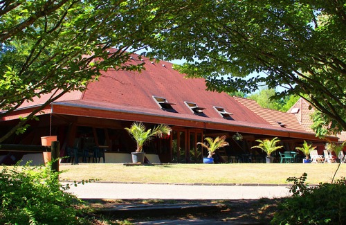 Bitche House | Cottage in Bitche with Heated Pool