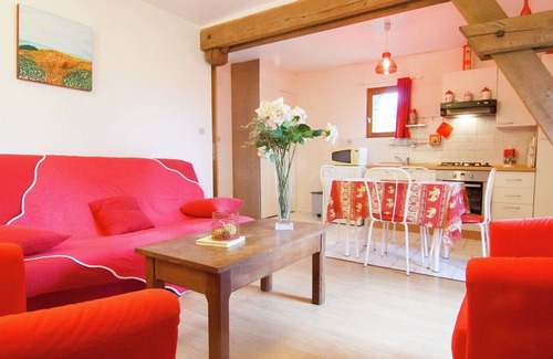Bourgnac Cottage | Cottage in Bourgnac with Whirlpool