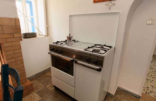 Cisternino Cottage | Cottage in Cisternino with Garden & BBQ