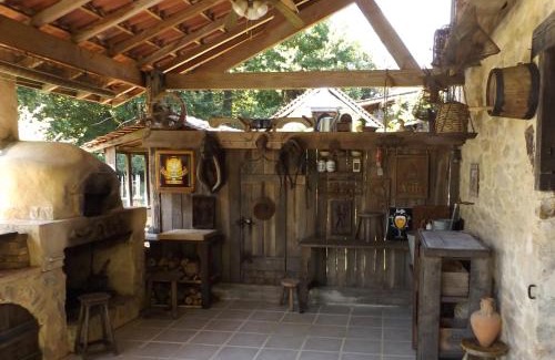 Chateau-Chervix House | Cottage in Dordogne