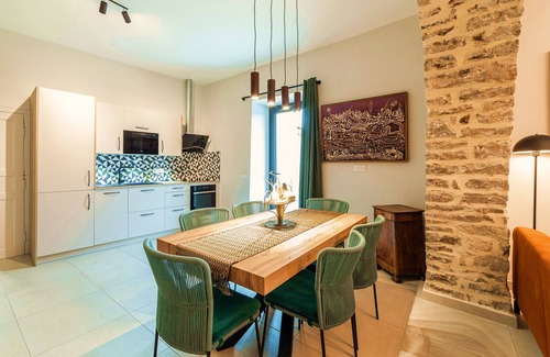 Brouzet-les-Quissac Cottage | Cottage in a stone farmhouse in the heart of a vineyard estate in Pic Saint-Loup