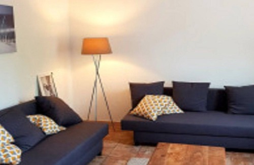 Noves Cottage | cottage in the countryside at the foot of the alpilles and Avignon