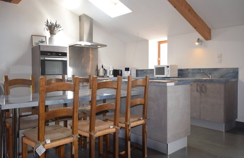 Mirabel Cottage | Cottage in Mirabel near Chauvet Cave