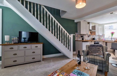 High Peak Cottage | Cottage in New Mills near Peak District