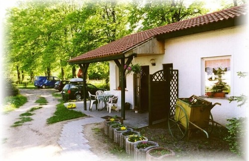 Annenwalde House | Cottage in the forest, lake and Reiterhofnähe
