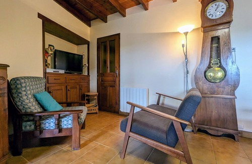 Saint-Ilpize Cottage | Cottage in the heart of the medieval village of Saint-Ilpize