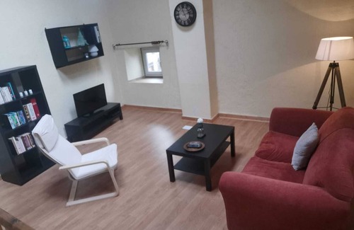 Ambert House | Cottage in the heart of the Forez mountains, close to hiking trails