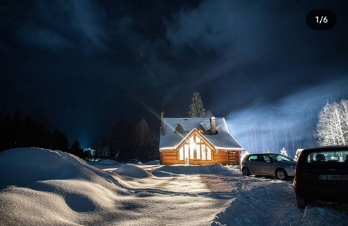 Comandau Cottage | Cottage în the middle of forest for 11 people