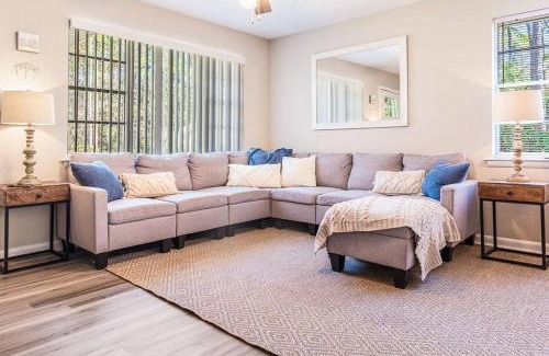 Dauphin Island House | Cottage in the Pines