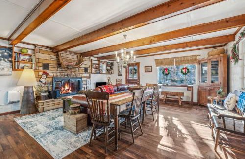 Berkeley Springs House | Cottage Inn The Woods - Pond, Pet Friendly, Grill, Wifi, Fire Pit, Deck, Screen Porch, Fireplace, Private