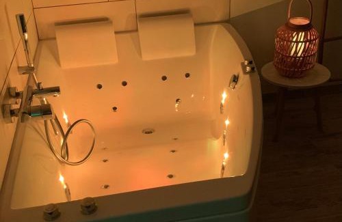Tannay House | Cottage Interieur Spa classé 4 étoiles - balnéo et sauna privatif