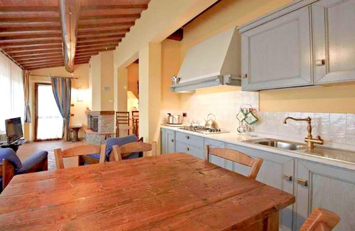 Terranuova Bracciolini Cottage | Cottage in Tuscany with Pool & Sauna