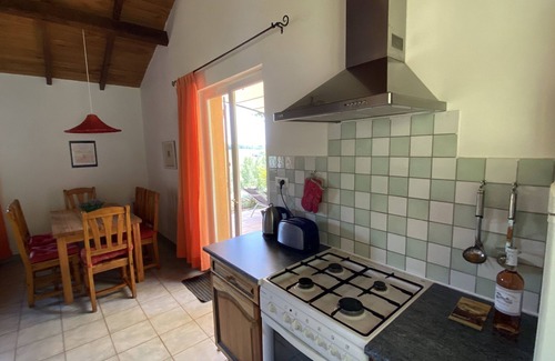 Doissat Cottage | cottage JADE with heated pool, 5 pers., free wifi
