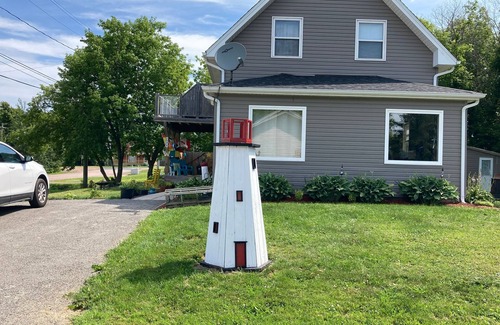 Shediac Cottage | Cottage Jasmine on the Shediac Bay With hot tub