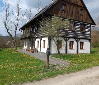 Stvolinky House | Cottage Kolné