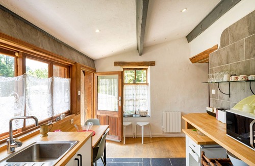 Panjas House | Cottage 'La Caseta' with Shared Pool, Wi-Fi and Air Conditioning