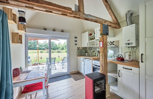 Cresseveuille Apartment | Cottage 'Le Chouette Insolite' with Private Garden & Nordic Bath